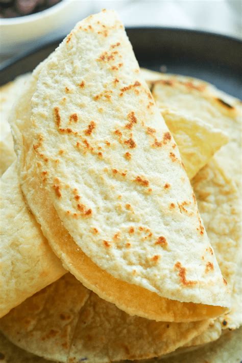 Keto Tortillas Recipe (Low Carb, & Made With Almond Flour) Low Sugar ...