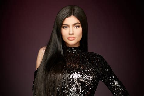 Download Long Hair Brown Eyes Black Hair American Model Celebrity Kylie