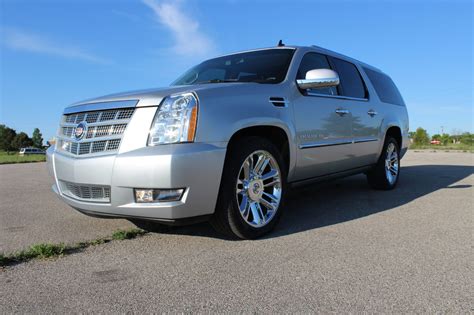 2014 Cadillac Escalade Esv Platinum Awd Fully Loaded Ready To Go Autos