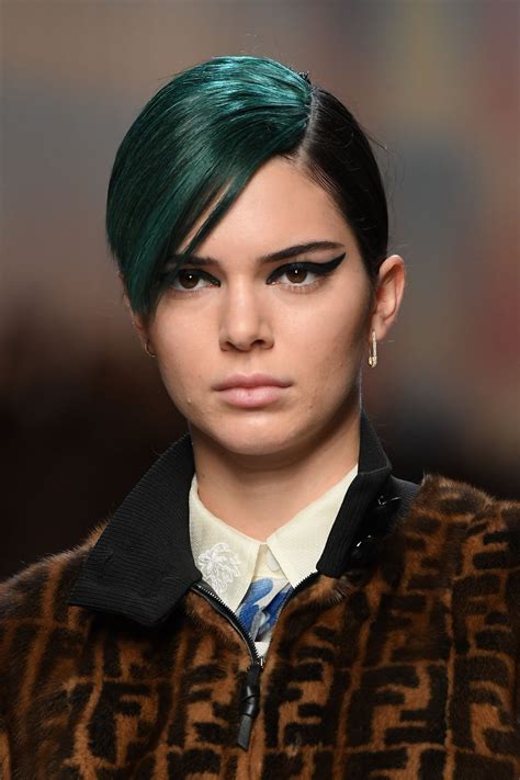 Kendall Jenner Runway At Fendi Fashion Show In Milan 09212017