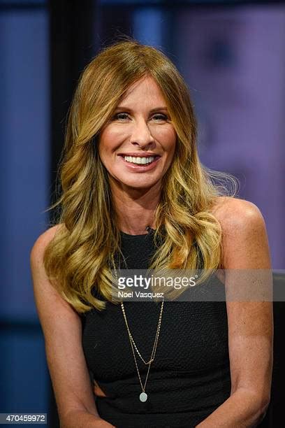 Carole Radziwill And Sarah Hyland On Extra Photos And Premium High Res Pictures Getty Images