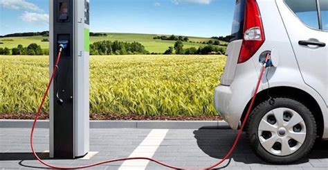 In Arrivo Colonnine Per Auto Elettriche Sulle Autostrade Felicit