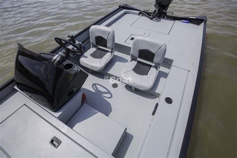 Crestliner 1700 Storm Prices Specs Reviews And Sales Information