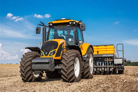 El tractor T CVT 250 de Valtra fue elegido el Tractor del Año 2017