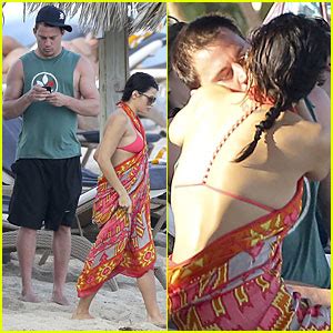 Pregnant Jenna Dewan Channing Tatum New Year Kissing Pair