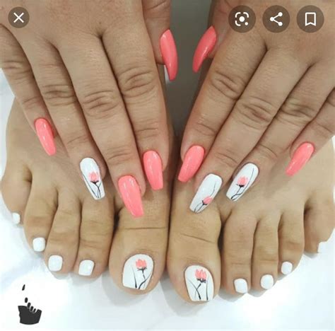 Matching Finger And Toe Nails Toe Nails Pretty Nail Art Designs