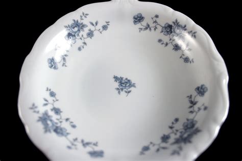 Fruit Bowl Johann Haviland Blue Garland Thailand Traditions Floral