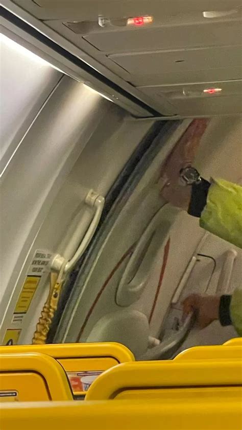 Ryanair Belfast Flight Attendants In Tears After Flight Forced To