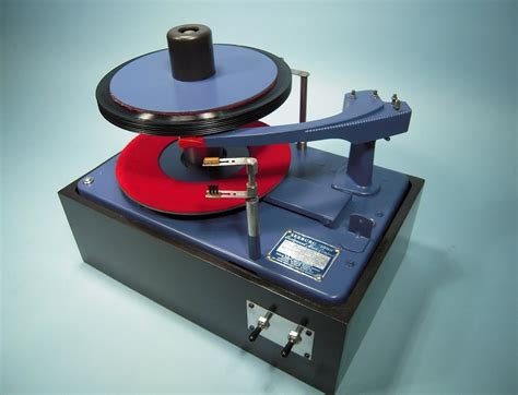 Seeburg 1000 Restoration Complete! - Audio Signal Generator - txsound ...