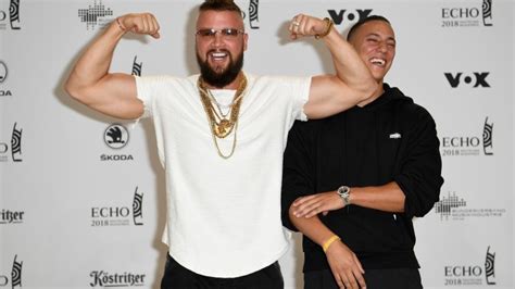 Preis für Kollegah und Farid Bang Empörung über den Skandal Echo 2018