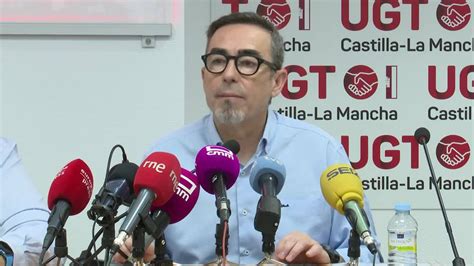 UGT Y CCOO Llaman A La Clase Trabajadora De CLM A Movilizarse El 1 De