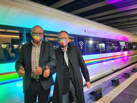 Für mehr Toleranz Der Regenbogen ICE der Deutschen Bahn VK