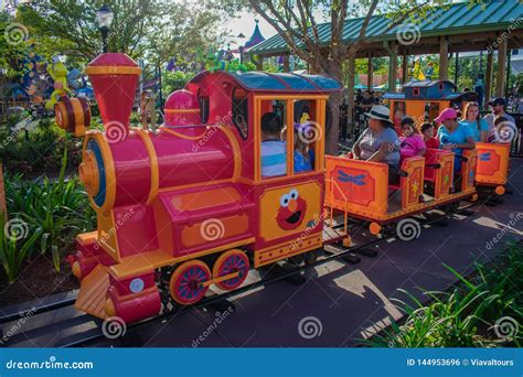 Elmo S Choo Choo Train At Sesame Street Land At Seaworld Orlando In