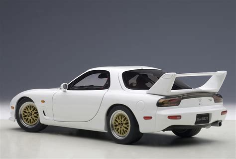 Mazda Efini RX 7 FD Tuned Version Pure White AUTOart