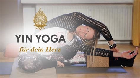 Min Yin Yoga F R Dein Herz Helga Baumgartner Von Yogamehome