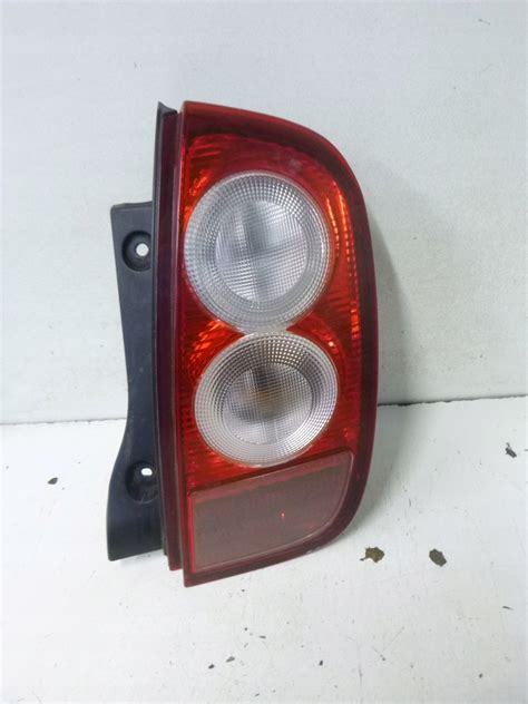 Lampa Tylna PRAWA Nissan Micra K12 3drzwiowa 03r 13102322980