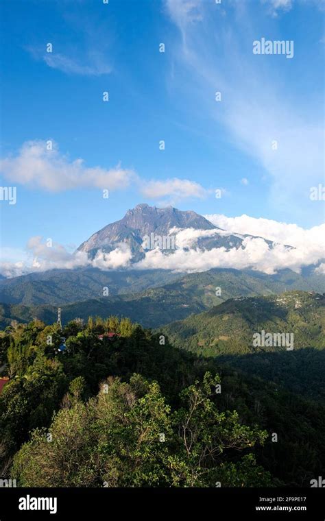 Vista Panor Mica Del Monte Kinabalu Emblem Tica Y La Monta A M S Alta