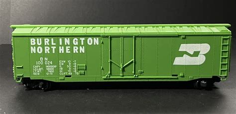 Tyco Ho Scale Model Train Burlington Northern Plug Door Boxcar