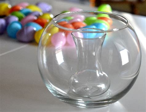 Simple Easter Egg Vase For Your Spring Decor