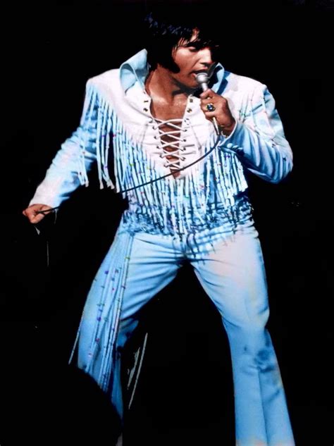 Elvis On Stage In The Short Fringe Jumpsuit In August 1970 Elvis Presley Elvis Jumpsuits