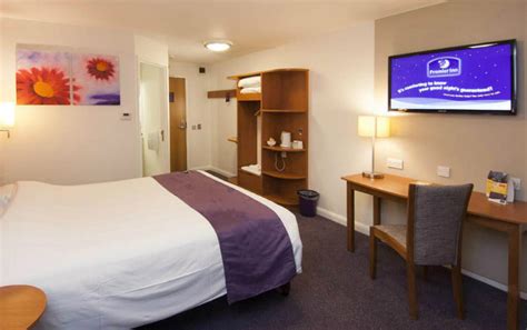 Premier Inn Tower Hill, London | Book on TravelStay.com