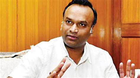 Ec Issues Notice To Priyank Kharge B P Yatnal Over Nalayak Vishkanya