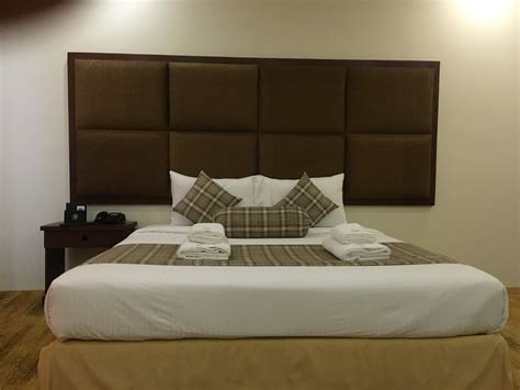 Avenra Gangaara Hotel Prices And Reviews Wennappuwa Sri Lanka
