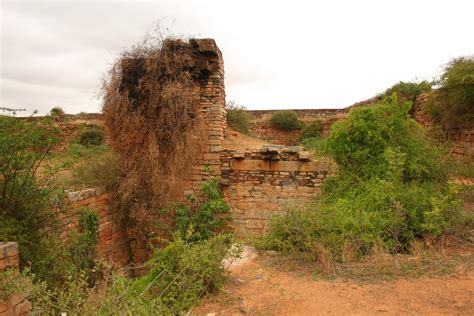 Journeys Across Karnataka Kasturi Rangappa Nayaka Fort Sira