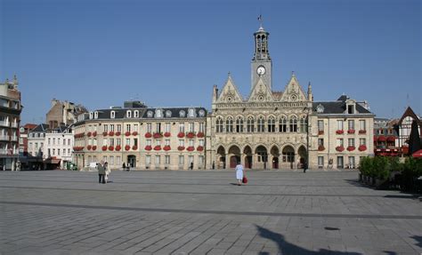 Place De Lh Tel De Ville Saint Quentin Vpah