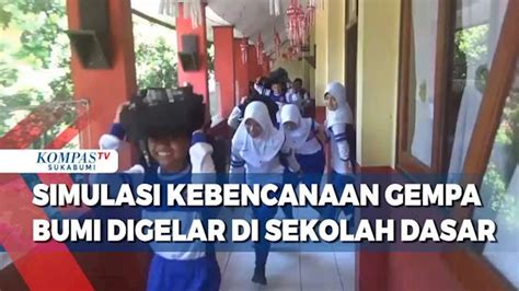 Simulasi Kebencanaan Gempa Bumi Digelar Di Sekolah Dasar Indonesia