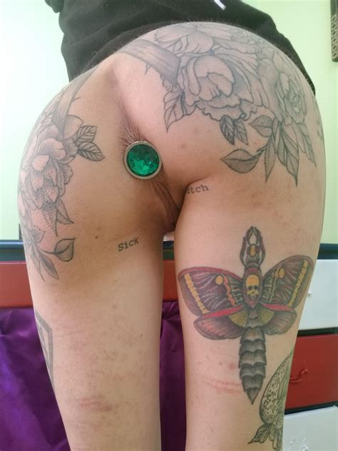 I Got Spanked So Hard Last Night Buttplug And Bruises Porn Photo