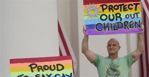 How Floridas Dont Say Gay Bill Could Impact Members Of The Lgbtq Community