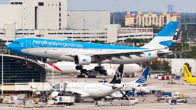 Lv Gko Airbus A Aerolneas Argentinas Stephen Furst Jetphotos