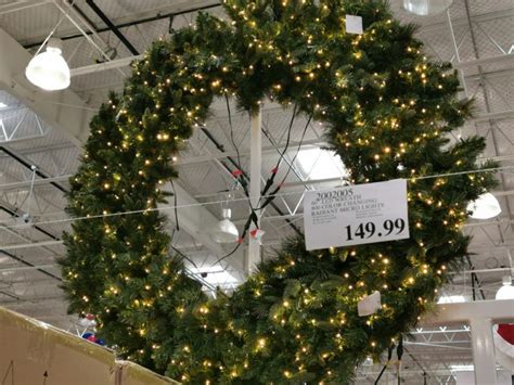 60 Inch Wreath 2021