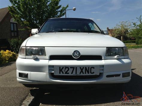 1992 Vauxhall Astra Gsi 2 0l 16v White Mk3