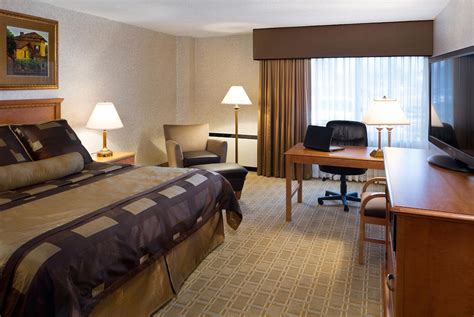 Bismarck Hotel and Conference Center in Bismarck | Best Rates & Deals on Orbitz