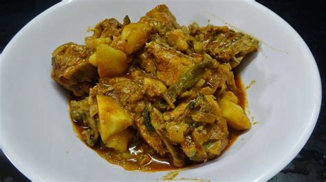 Chicken Potato Curry Aloo Chicken Curry Recipe Table