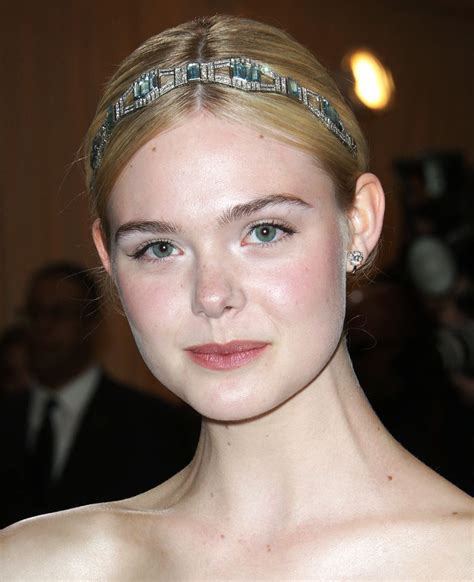 Golden Globes 2021: Elle Fanning on Watching Ceremony from London