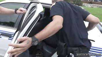 Policías negros esclavitud gay y tipos de policía xxx tubo de músculos corporales i XVIDEOS
