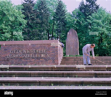 Memorial De Los Socialistas Fotograf As E Im Genes De Alta Resoluci N