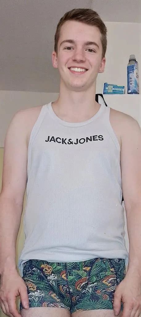 David Once Again Showing His Hot Bulge Giant Bulge