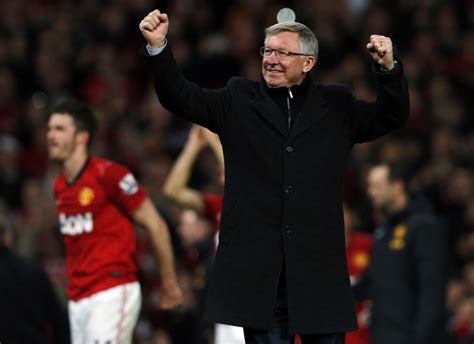 Sir Alex Fergusons Retirement Twitter Reacts To Manchester United