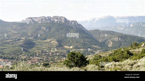 Buis Les Baronnies Vue D Ensemble Stock Photo Alamy