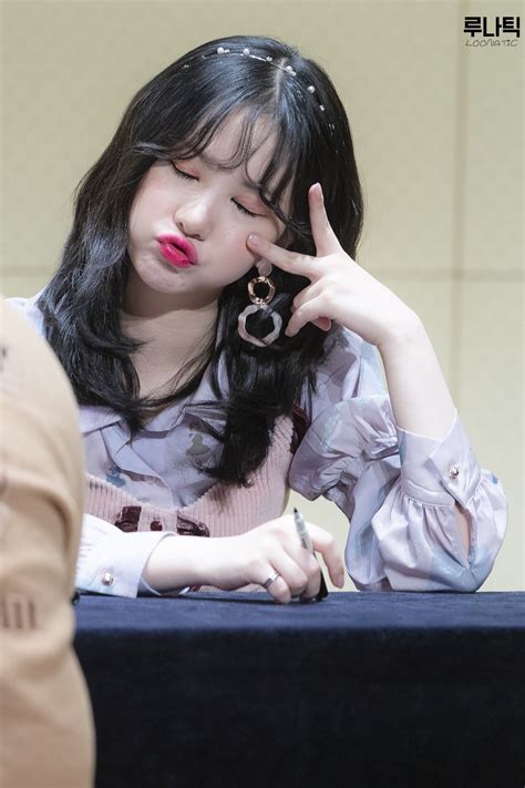 L00natic On Twitter 190119 여자친구 팬사인회 은하 Gfriend Eunha