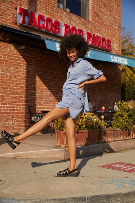 Foot Pain During Pregnancy Four Common Problems Babe By Hatch