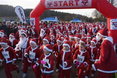 Santa Fun Run Events Around Surrey During The Festive Period Surrey Live