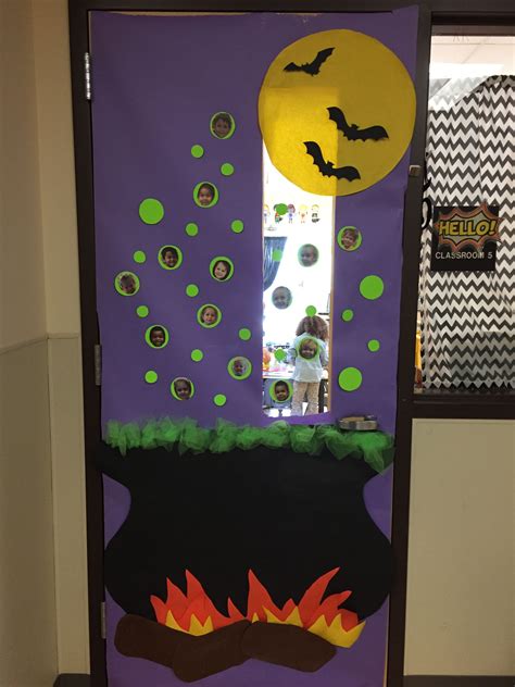 Pin By Play With Us On Classroom Decorating Ideas I Like Halloween Classroom Decorations