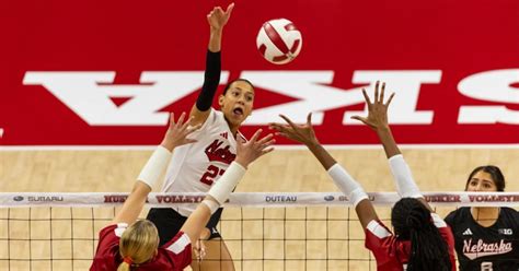 No 2 Nebraska Wins Match For The Ages Over No 1 Wisconsin