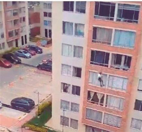 Sismo de 6 1 sacude a Bogotá Colombia mujer se lanzó de un sexto piso