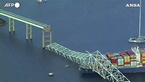 Baltimora Il Ponte Crollato Dopo L Impatto Con La Nave Cargo Visto